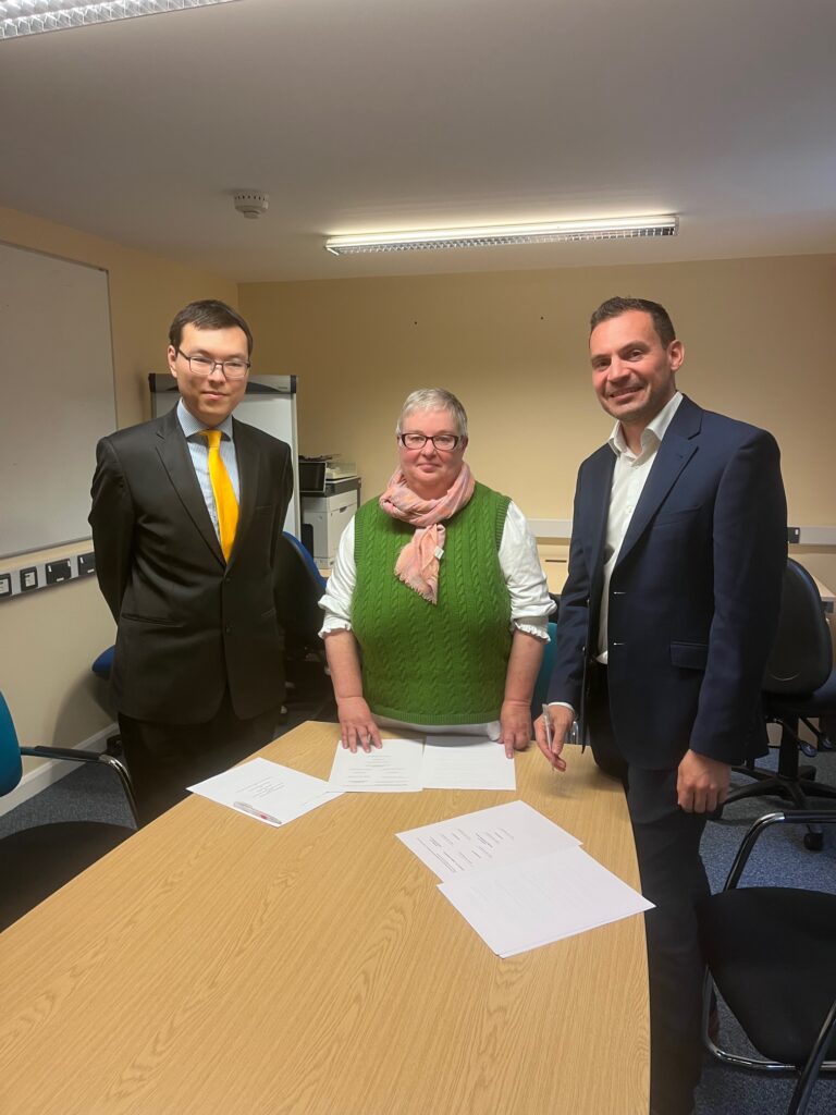 Bohao Yao (Director, SiGENEX), Rachel Errington (Head of School of Medicine, Cardiff University) and Stephen Pickett (Chief Executive Officer, Molomix)